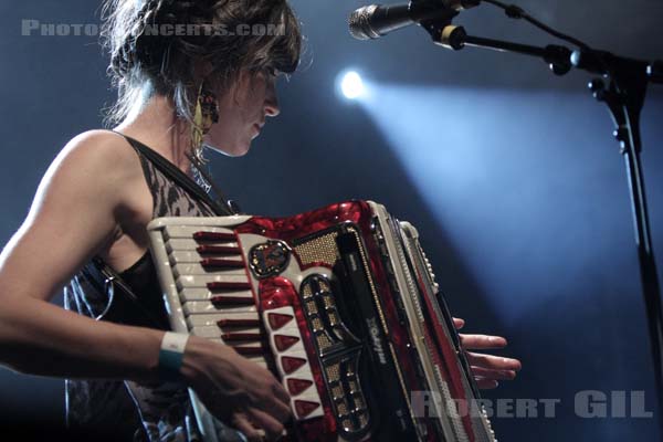 BOWERBIRDS - 2009-10-26 - PARIS - Point Ephemere - 